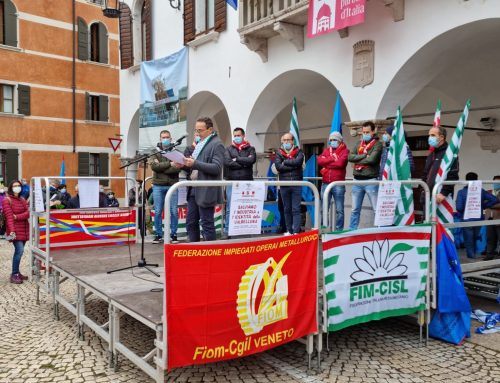 Crisi Acc-Wanbao e Ideal Standard: circa duemila persone in piazza a Mel per manifestare solidarietà.